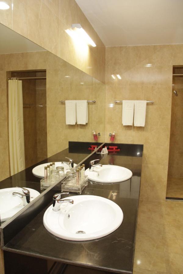 Hotel Victoria Garden Camama Room photo